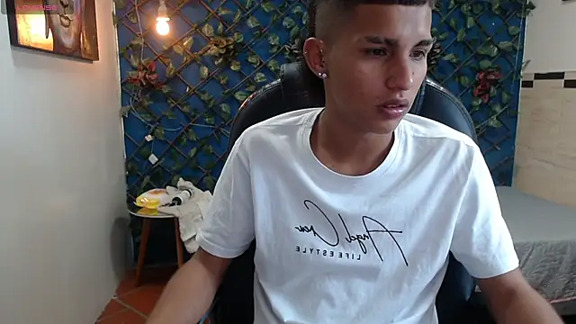 LiamBlack16 online show from 10-23-25, 12:15