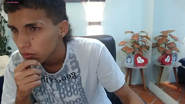 LiamBlack16 online show from 10-20-25, 12:17