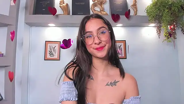 Alana Martinez  online show from 02-25-26, 07:58