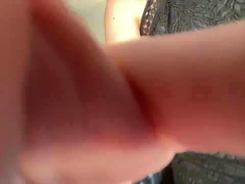 Snapshot of Aurorafang chatting on 11-05-25, 01:58 Aurorafang online show from 11-05-25, 01:58