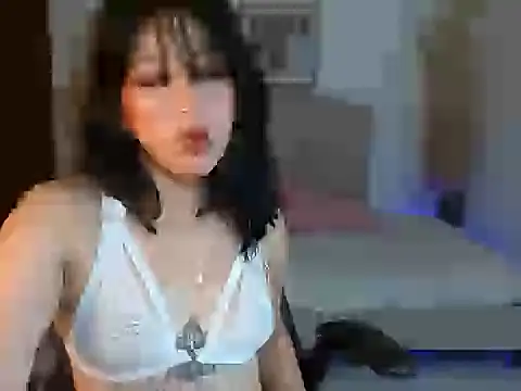 annyrusso online show from 12-17-25, 07:19