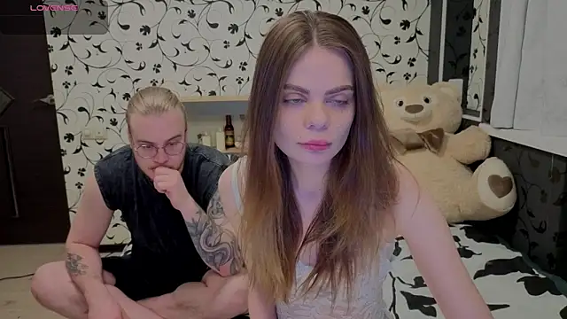 xAlisontiny online show from 04-06-26, 09:05