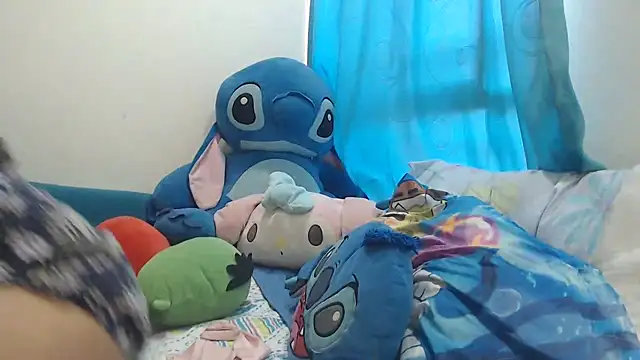 caramel doll   online show from 04-03-26, 10:38