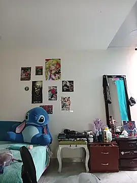 caramel doll   online show from 11-13-25, 07:51