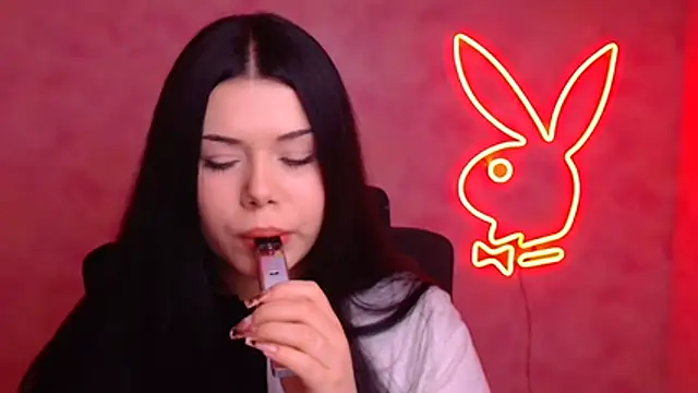 Mona Esty online show from 12-03-25, 06:40