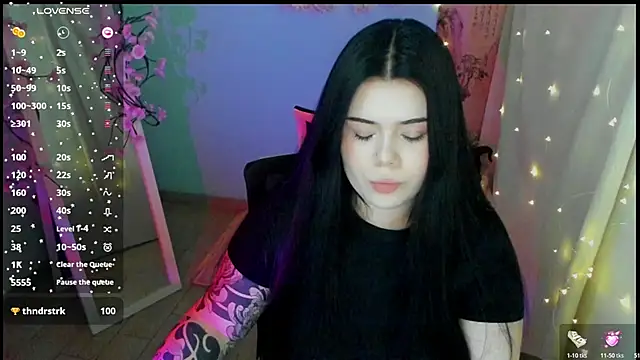 Mona Esty online show from 05-18-26, 06:18