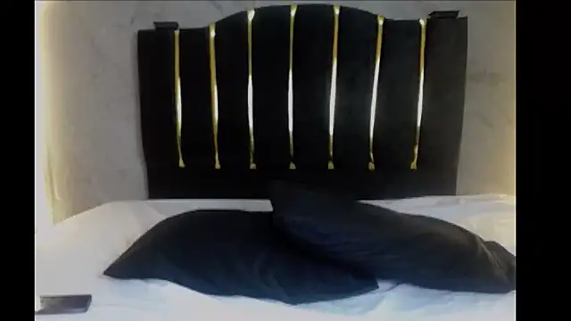 saraa li online show from 12-16-25, 03:44