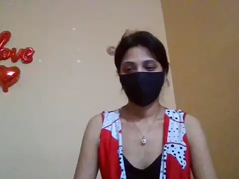Snapshot of swethareddyy9119 chatting on 10-18-25, 11:12 swethareddyy9119 online show from 10-18-25, 11:12