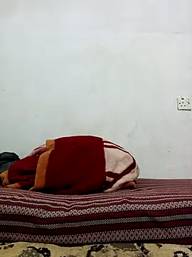 Snapshot of Aimoo97 chatting on 10-11-25, 04:30 Aimoo97 online show from 10-11-25, 04:30