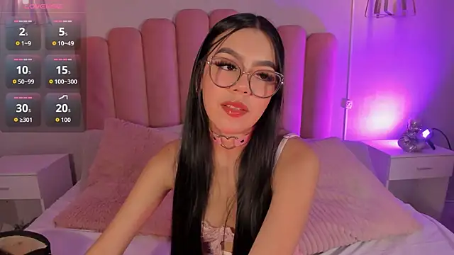 mara swan  online show from 11-08-25, 07:28