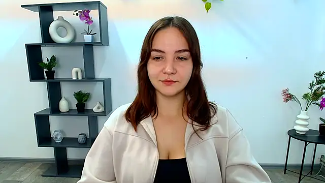 Snapshot of OliviaMontgommery chatting on 10-18-25, 05:42 OliviaMontgommery online show from 10-18-25, 05:42