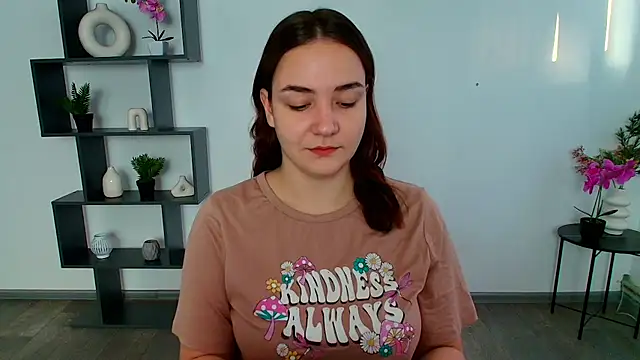 OliviaMontgommery online show from 11-25-25, 06:03