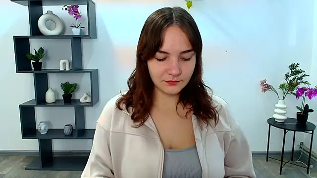 Snapshot of OliviaMontgommery chatting on 10-11-25, 05:08 OliviaMontgommery online show from 10-11-25, 05:08