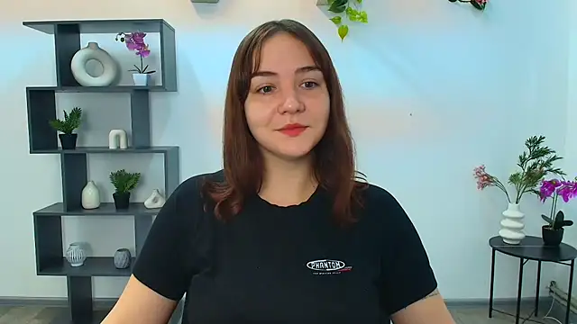 Snapshot of OliviaMontgommery chatting on 10-10-25, 05:19 OliviaMontgommery online show from 10-10-25, 05:19