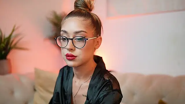 AileenKiss online show from 10-10-25, 06:31