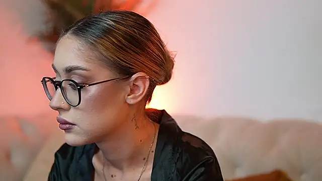 AileenKiss online show from 10-22-25, 06:40