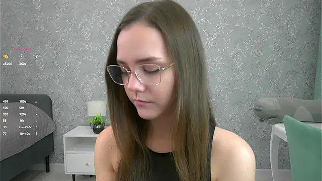 SweetSaraPie online show from 11-16-25, 07:18