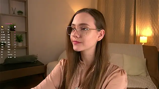 SweetSaraPie online show from 04-09-26, 07:09