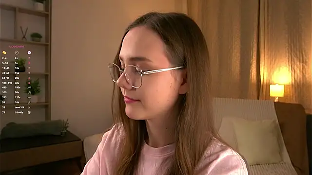 SweetSaraPie online show from 03-30-26, 06:09