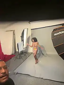 Giselledabodyyy online show from 10-06-25, 01:18