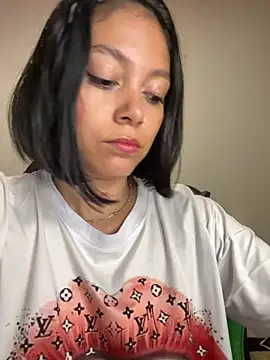 Qadeshoficial online show from 11-29-25, 09:04