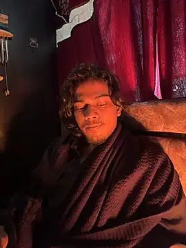 Ujjwallkumar0069 online show from 12-04-25, 09:41