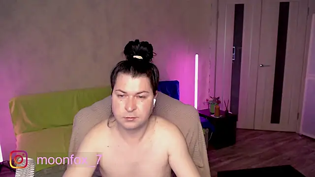 micromouse mo online show from 05-08-26, 01:53