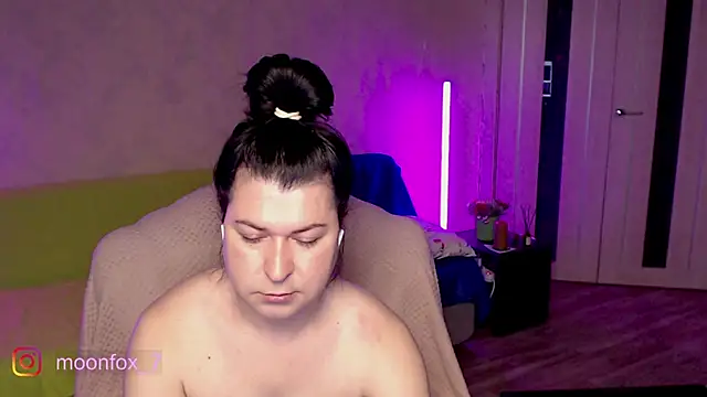 micromouse mo online show from 03-04-26, 01:35