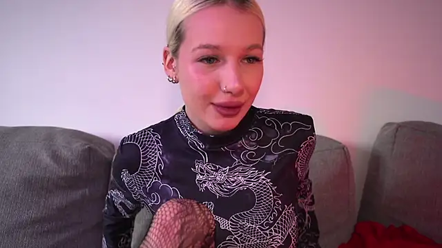 RanyThomson online show from 04-09-26, 02:34