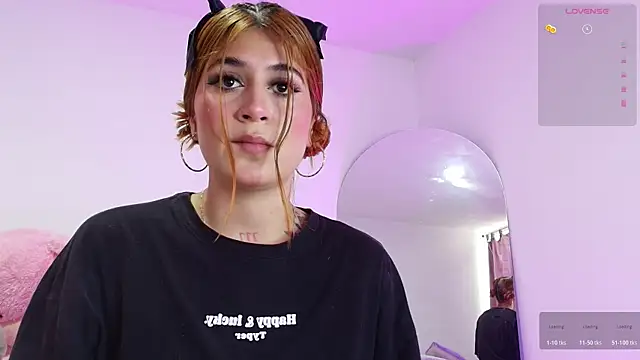 SoofiKiss online show from 11-26-25, 07:36