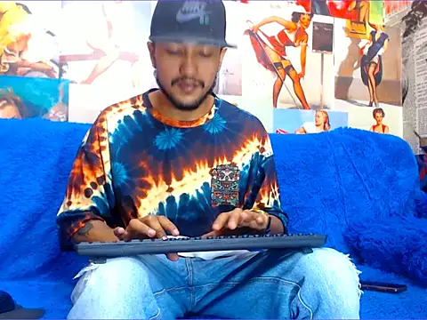 dazo vnzl12 online show from 10-18-25, 01:35