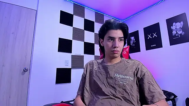 Snapshot of jeycobb chatting on 02-12-26, 11:21 jeycobb online show from 02-12-26, 11:21