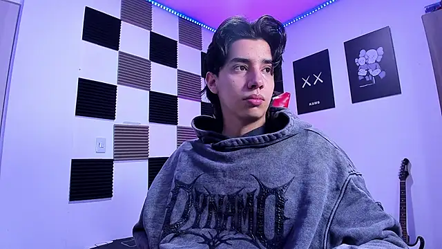 Snapshot of jeycobb chatting on 02-07-26, 11:29 jeycobb online show from 02-07-26, 11:29