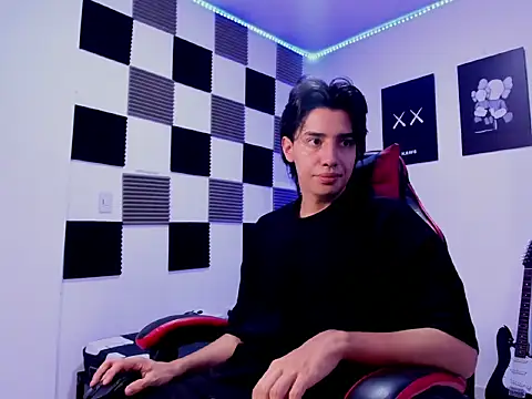 Snapshot of jeycobb chatting on 01-18-26, 02:09 jeycobb online show from 01-18-26, 02:09