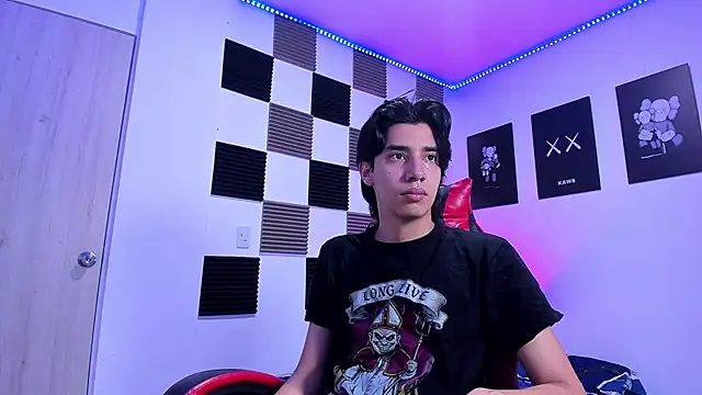 Snapshot of jeycobb chatting on 02-26-26, 11:43 jeycobb online show from 02-26-26, 11:43