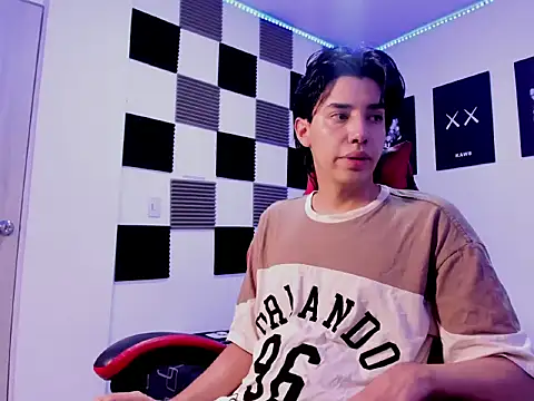 Snapshot of jeycobb chatting on 01-19-26, 11:25 jeycobb online show from 01-19-26, 11:25