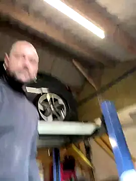 Snapshot of ju8870 chatting on 10-29-25, 11:42 ju8870 online show from 10-29-25, 11:42