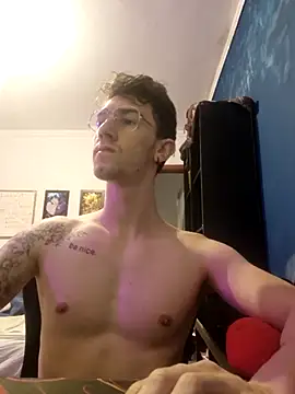 SweetGoodBoy22 online show from 10-04-25, 06:20