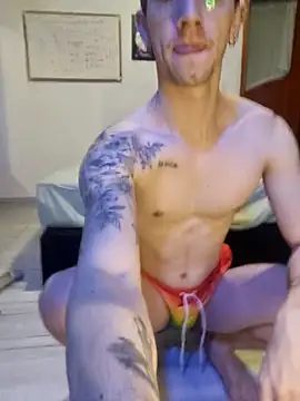 SweetGoodBoy22 online show from 10-10-25, 07:36