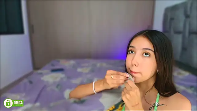 Snapshot of steiisy599 chatting on 11-25-25, 02:45 steiisy599 online show from 11-25-25, 02:45