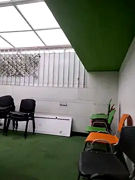 shannon kinne  online show from 11-14-25, 02:10