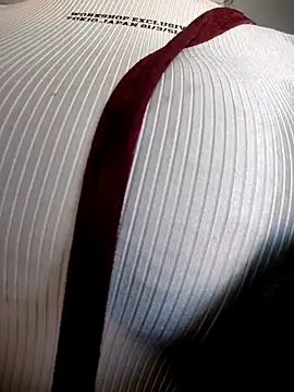 shannon kinne  online show from 12-22-25, 12:49