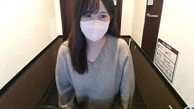Snapshot of Aika_JP chatting on 10-11-25, 09:43 Aika JP online show from 10-11-25, 09:43