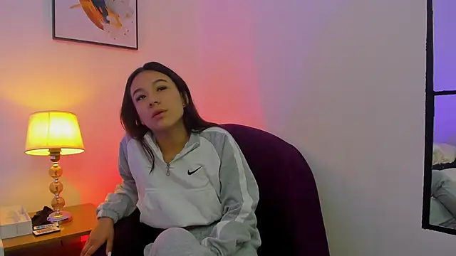 Lalitaswwet online show from 11-19-25, 12:05