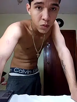 Snapshot of Mrdante23 chatting on 10-11-25, 04:02 Mrdante23 online show from 10-11-25, 04:02