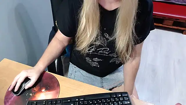 Ledi Catherin online show from 12-03-25, 12:12