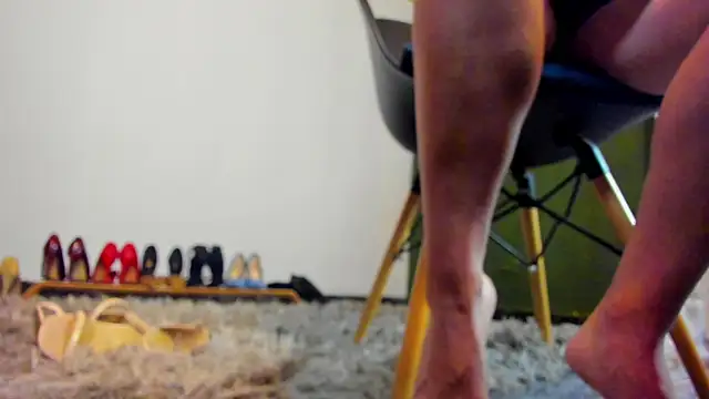 Velourmuse online show from 12-21-25, 12:24