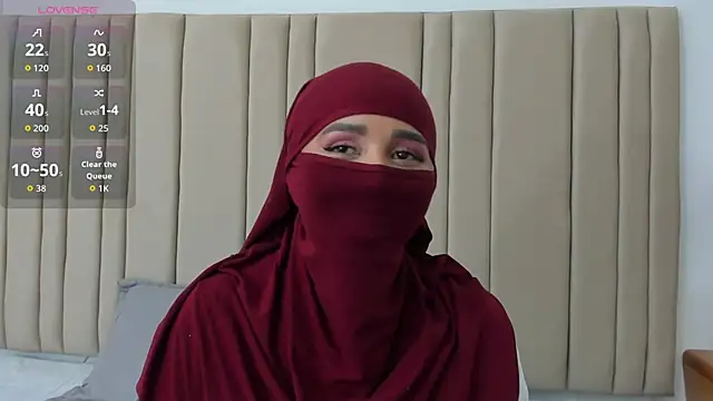  alishaa c online show from 10-08-25, 02:13