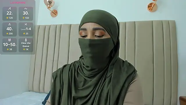  alishaa c online show from 10-10-25, 01:50