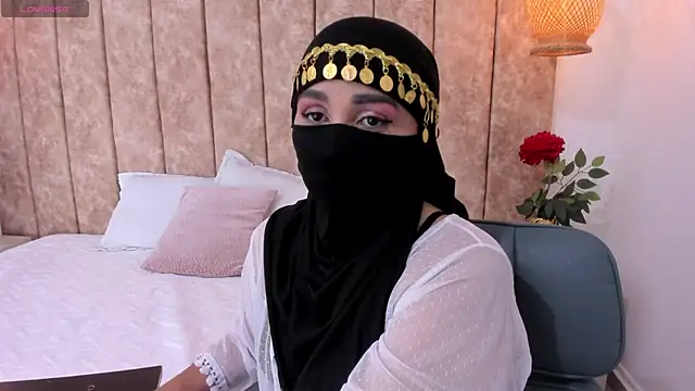  alishaa c online show from 11-09-25, 03:32